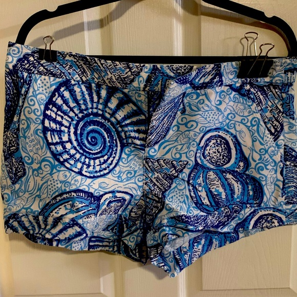 NWOT 10 Lilly Pulitzer Origina Stuffed Shell Short